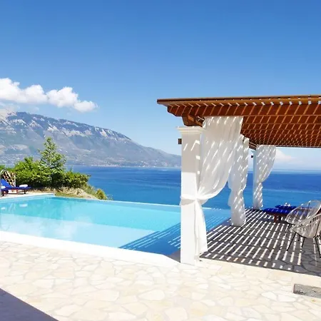 Kleismata Sleeps 6 With Pool Air Con And Wifi *